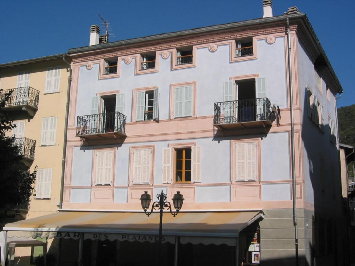 Sunny 1-Bed Apartment In Lovely Mountain Village La Brigue Exterior foto
